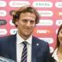 Pemain Terbaik Piala Dunia 2010 Pensiun