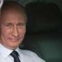 Vladimir Putin Berikan Uang Rp1,17 Miliar untuk Keluarga Tentara yang Meninggal di Ukraina