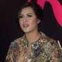 Raisa Ungkap Masa Kecil di Konser Tunggalnya