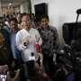 Paksa Masuk Ruang Fraksi Golkar, Kubu Agung Congkel Pintu