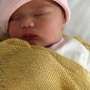 Happy Salma Melahirkan Bayi Perempuan