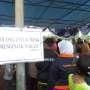 Makam Diinjak Pelayat Olga, Petugas TPU Pasang Plang
