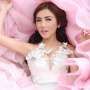Bella Shofie Pamer Payudara Besar