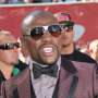 Digugat, Floyd Mayweather Ternyata Pernah Lamar Perempuan Ini