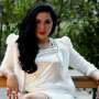 Mirip Syahrini, Hiara Cleopatra Beken