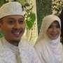Ciee...Yulia Rachman dan Zico Pegangan Terus
