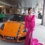 Wah, Bella Sophie Pamer Mobil Mewah