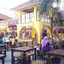 Serunya Berburu Kuliner di "Kampoeng Tempo Doeloe"