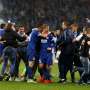 Pemain Dnipro Belikan Tiket dan Ongkosi Fansnya ke Final