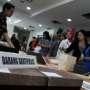Tak Lapor KPK, Pacar hingga Mertua Pejabat Negara Dapat Hadiah Dianggap Terima Suap