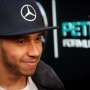 Jadi Penyanyi, Lewis Hamilton Kolaborasi dengan Drake