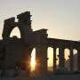 Pesawat Suriah Hantam ISIS di Palmyra