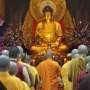 Umat Buddha Ikuti Detik Waisak di Borobudur