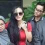 Disebut Anak Setan, Alona Laporkan Ibunda Vicky Prasetyo