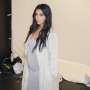 Buktikan Hamil, Kim Kardashian Akan Foto Telanjang