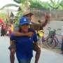 Lucu Cara Warga Yogya Sambut HUT RI Ini, Gendong-gendongan