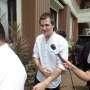 Stuart Collin Kembali Datangi Rumah Risty Tagor