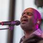 Pakai Busana Kasual, Brian McKnight Hipnotis Penonton Prambanan Jazz 2019