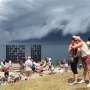 Ketika Angkasa Sydney "Diterjang" Tsunami