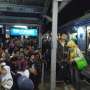 Gara-gara Longsor di Bogor Layanan KRL Terganggu, KAI Minta Maaf