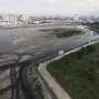 Endapan Sampah Waduk Pluit
