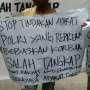 8 Warga Diduga Salah Tangkap, Warga Johar Baru Demo PN Jakpus