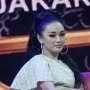 Banyolan Bebek Nungging, Ayu Ting Ting Nasihati Zaskia Gotik