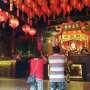 Mengintip Kemeriahan Imlek di Kuil Dinasti Qing Cina
