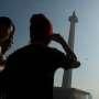 Wisata Monas Malam Hari, Ahok: PKL Liar Pakai Air Comberan