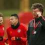 Prestasi MU Merosot, Van Gaal: "Wajar"