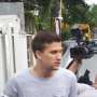 Tiba di Rumah Risty, Stuart Collin Salah Tingkah
