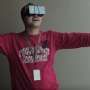 Reaksi 'Norak' Orang yang Pertama Kali Coba Virtual Reality
