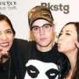 Wow, Renny Sutiyoso Dipeluk Justin Bieber