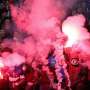 Terciduk Nyalakan Flare saat Menjamu Persebaya, Arema Didenda Ratusan Juta