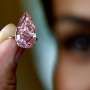 Berlian Pink Dilelang 500 Miliar
