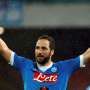 Diminati Klub Besar Eropa, Higuain Diyakini Tetap di Napoli