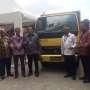 Truk Mitsubishi Fuso Pamer Kekuatan di Makassar