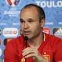 Ini Alasan Iniesta Berikan Tendangan Penalti pada Ramos
