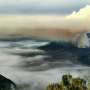 Bromo Berasap Tebal, Tapi Aman untuk Wisata Lebaran