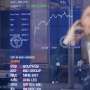Forextime Sebut Saham Global Tertekan oleh Penurunan Harga Minyak