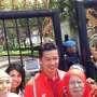Usai Temani Owi/Butet ke Istana, Eks Atlet Ini 'Diserbu' Warga