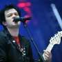 Deryck Whibley Vokalis Sum 41 Ngaku Dilecehkan Mantan Manajer, Terjadi Bertahun-tahun