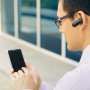 Bluetooth Headset Bahayakan Pendengaran, Benarkah?