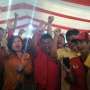 Sambut Ahok-Djarot, Pendukung Nyanyi 'Ahok Djarot Menang'