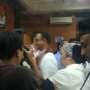 Daftar ke KPUD DKI, Anies Sandiaga Pakai Baju Betawi