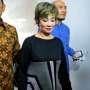 Rambut Nenek Gaul,  Ini Saran Warganet untuk Reza Artamevia...