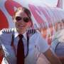 Tak Disangka! Gadis Cantik Ini Adalah Pilot Termuda di Dunia  