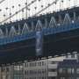 Presiden Rusia 'Tergantung' di Jembatan Manhattan