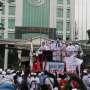 Ikut Demo Tentang Ahok, Amien Rais Dibela Anaknya