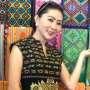 LeViCo Hadirkan Kebaya Modern dengan Tenun NTT di JFW 2017